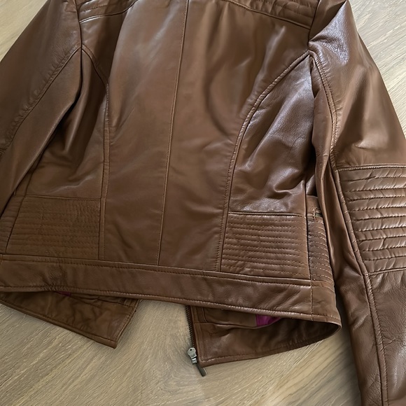 Cole Haan authentic brown leather jacket. Never worn! - Picture 8 of 13